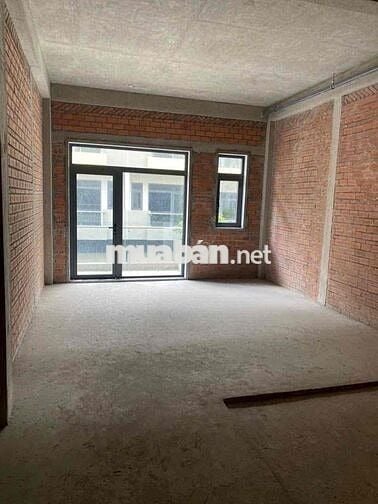 Nhà phố liền kề gần ga Metro sổ hồng liền tay chỉ 2ty1