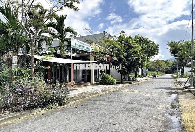 ĐẤT ATA PHÚ MỸ - ĐỐI DIỆN KHU BIỆT THỰ