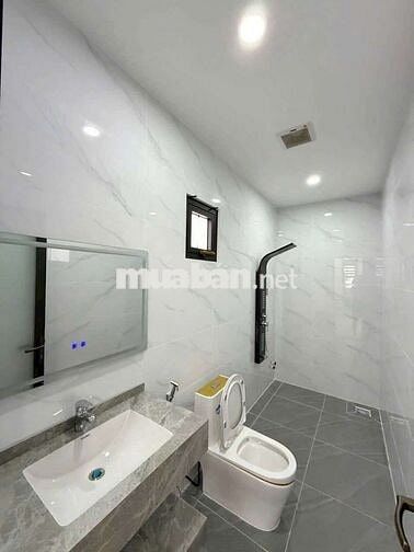 BẠO LỰC HỌC ĐƯỜNG CHUYỂN TRƯỜNG CHO CON BÁN GẤP NHÀ TRỆT LẦU GIÁ 890TR