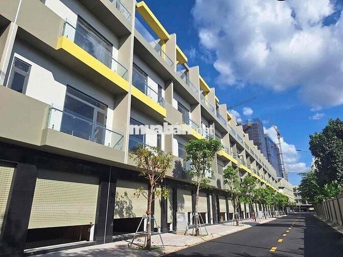 Nhà phố liền kề gần ga Metro sổ hồng liền tay chỉ 2ty1