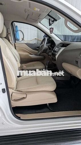 Navara EL 2019 đẹp xuất sắc, form 2020