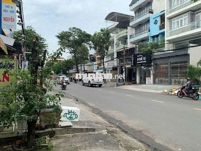 Đi xuất cảnh nên cần bán gấp nhà mặt tiền đường số 1 khu tên lửa