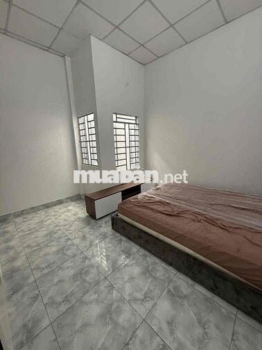 Nhà đẹp cho thuê 2 tầng 3 phòng ngủ hẻm 5m sát chợ