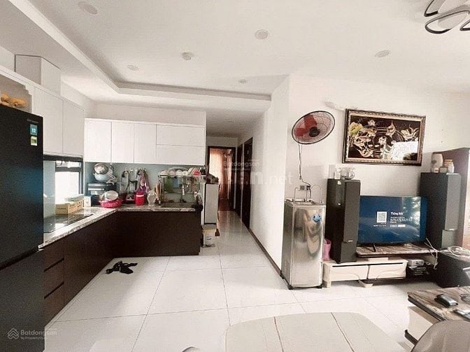 Bán CC Central Plaza, 3,7 tỷ, 68m2, 2PN, 2WC, P3, Tân Bình, HCM