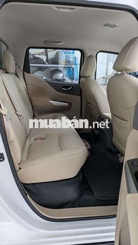 Navara EL 2019 đẹp xuất sắc, form 2020