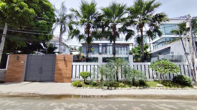 Mua bán nhà biệt thự, liền kề tại Phường Thảo Điền, Quận 2