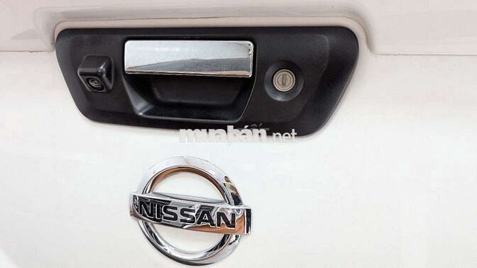 Navara EL 2019 đẹp xuất sắc, form 2020