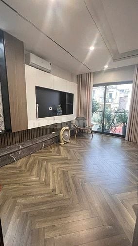 🔥VỊ TRÍ ĐẸP. BÁN HỘ CHỊ GÁI NHÀ ĐẸP. CÁCH AEON 300M