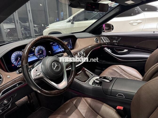 Mercedes Benz S Class 2021 S450L - 39000 km