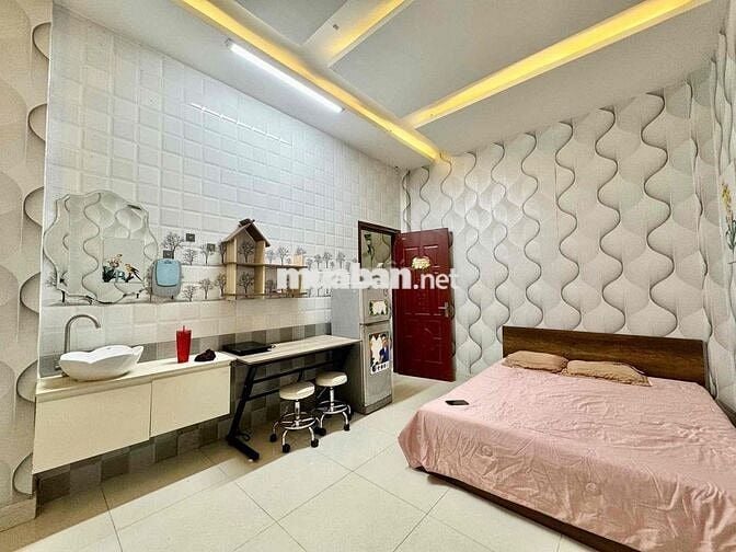 STUDIO BAN CÔNG MÁY GIẶT RIÊNG FULL NỘI THẤT Y HÌNH_Dương Quảng Hàm GV