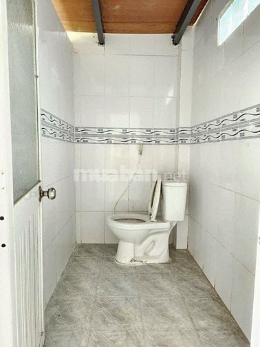 BÁN GẮP DÃY TRỌ 8 PHÒNG ( đã có khách ) 243m có thổ cư, giá 900 triệu