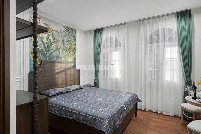 Cho Thuê CHDV Đẹp Mới Sạch sẽ, Lý Tự Trọng Q1. Ngay Trung tâm giá 12tr