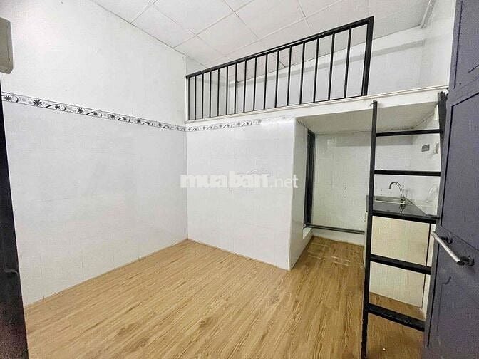 PHÒNG CHO THUÊ CÓ GÁC GIÁ RẺ GẦN CÔNG VIÊN LÀNG HOA GÒ VẤP