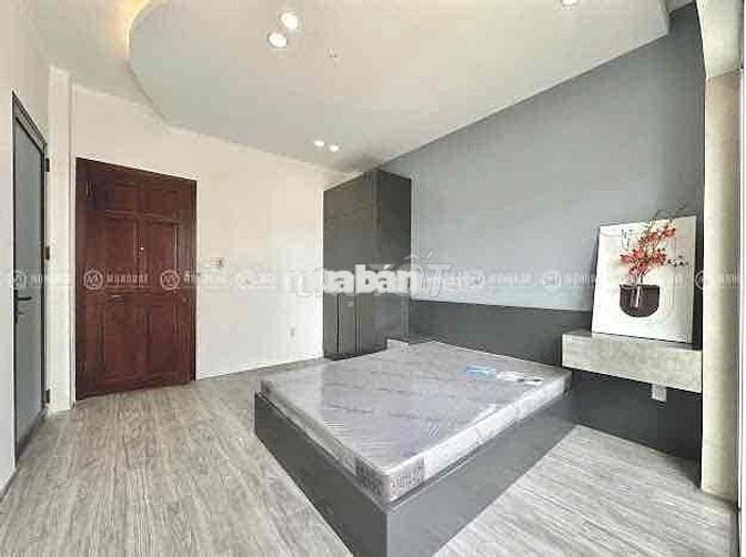 CHDV full nội thất 2pn ban công, cửa sổ ngay Etown Cộng Hoà