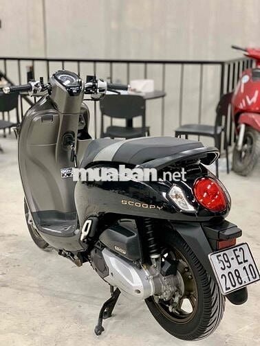 Honda Scoopy 2022 chính chủ BSTP đen bóng đẹp zin