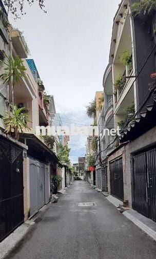 Cần bán nhà hẻm xe tải, kiên cố, đường Trường Chinh, an ninh. lịch sự.