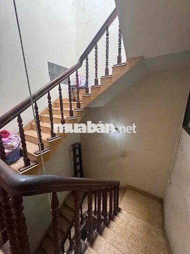 Mặt tiền 4 tầng Chợ Lớn (4m x 20m)khu vip kinh doanh cho thuê tốt