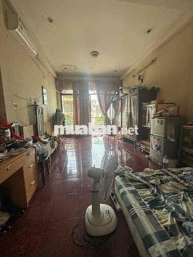 Mặt tiền 4 tầng Chợ Lớn (4m x 20m)khu vip kinh doanh cho thuê tốt