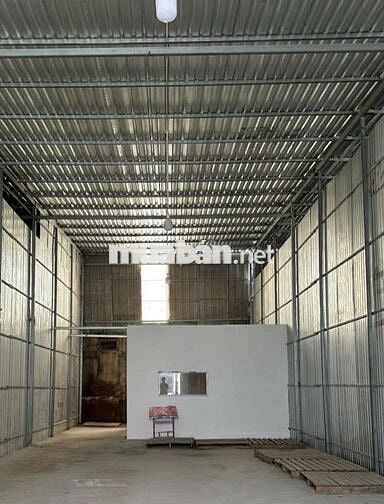 Kho đẹp diện tích 180m2 ở Đường Phạm Hữu Lầu cần cho thuê gấp