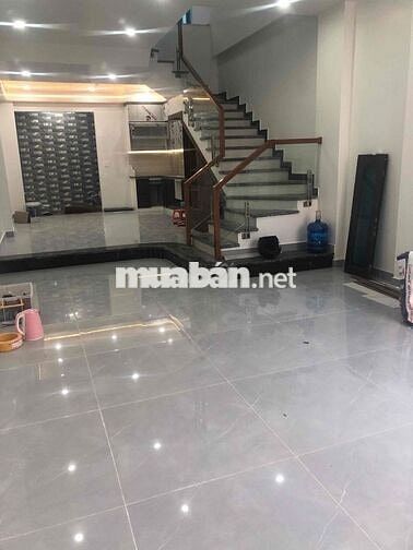 CẦN BÁN NGÔI NHÀ 3 TẦNG XÂY ĐỘC LẬP CÓ GARA OTO TẠI ĐỒNG HOÀ KIẾN AN