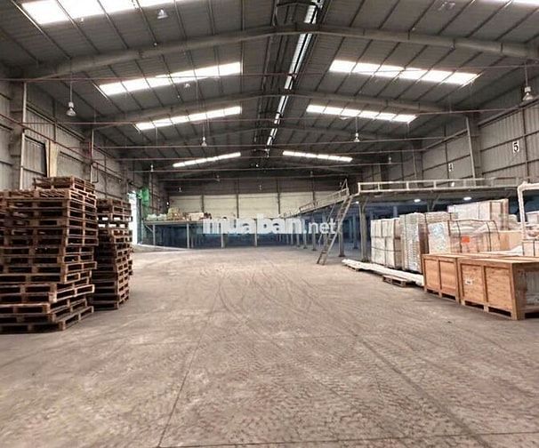 Kho đường xe cont diện tích 700m2 cần cho thuê ở Đường Nguyễn Bình