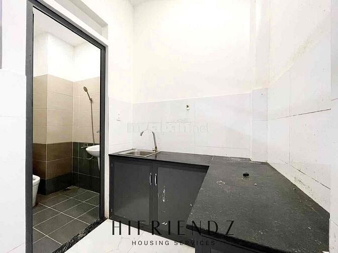 CĂN HỘ SIÊU SẠCH TRONG DÃY BIỆT THỰ FULL NỘI THẤT CÓ CỬA SỔ KẾ TÔ HIỆU