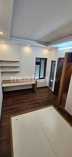 Bán Nhà Phố Trần Khát Chân quận Hai Bà Trưng 55m 5 Tầng Mặt Tiền 5.1m 