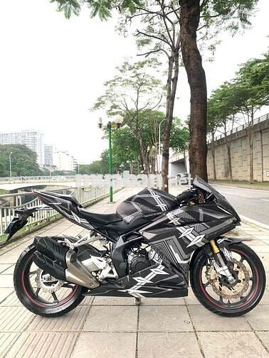 Honda CBR 250RR Nguyên bản, mới leng keng pkl moto