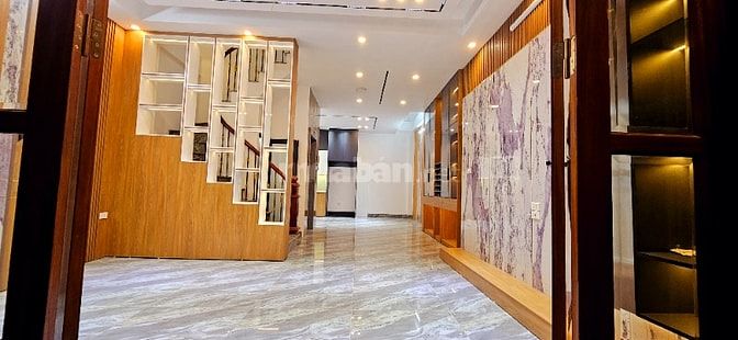 Bán Nhà Phố Trần Khát Chân quận Hai Bà Trưng 55m 5 Tầng Mặt Tiền 5.1m 