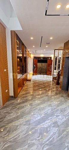 Bán Nhà Phố Trần Khát Chân quận Hai Bà Trưng 55m 5 Tầng Mặt Tiền 5.1m 