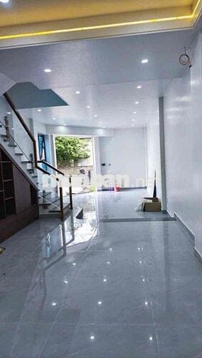 CẦN BÁN NGÔI NHÀ 3 TẦNG XÂY ĐỘC LẬP CÓ GARA OTO TẠI ĐỒNG HOÀ KIẾN AN