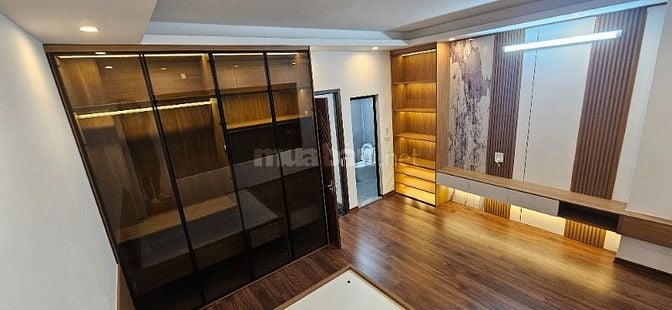 Bán Nhà Phố Trần Khát Chân quận Hai Bà Trưng 55m 5 Tầng Mặt Tiền 5.1m 