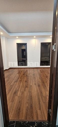 Bán Nhà Phố Trần Khát Chân quận Hai Bà Trưng 55m 5 Tầng Mặt Tiền 5.1m 