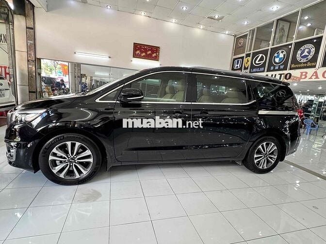 Kia Sedona 2018 2.2 DATH - 90000 km