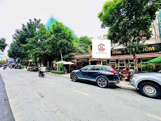 Cho Thuê Biệt Thự: 34B Nguyễn Thị Diệu, Quận 3, TPHCM-DT:600m2