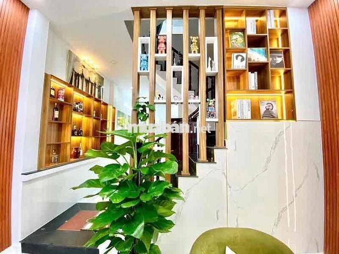 NHÀ ĐẸP QUẬN 12 HẺM 6M XE HƠI SÁT MẶT TIỀN LÊ VĂN KHƯƠNG GIÁ SIÊU RẺ