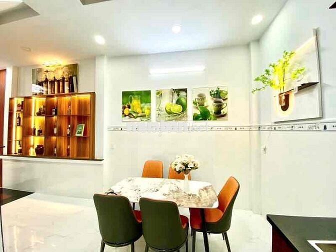 NHÀ ĐẸP QUẬN 12 HẺM 6M XE HƠI SÁT MẶT TIỀN LÊ VĂN KHƯƠNG GIÁ SIÊU RẺ