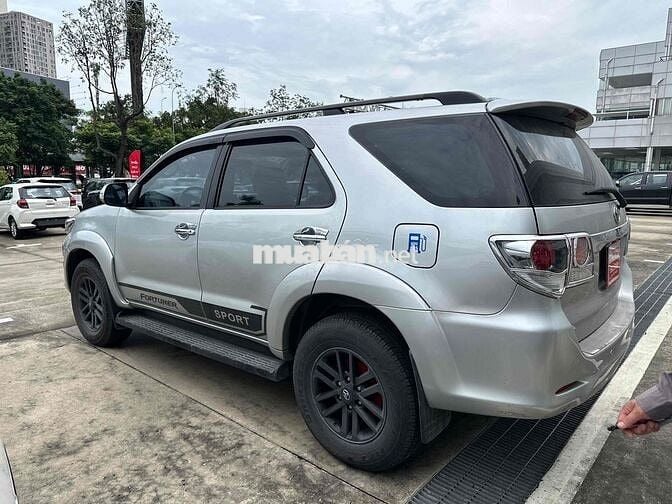 Toyota Fortuner 2016 2.7V 4X2 AT - 7c tự động đẹp
