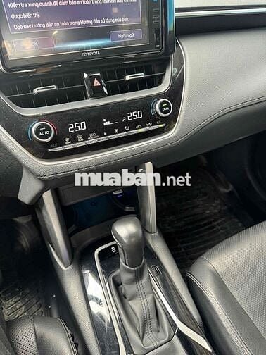Toyota Corolla CROSS 2022 V 5c xe đẹp BH 1 năm