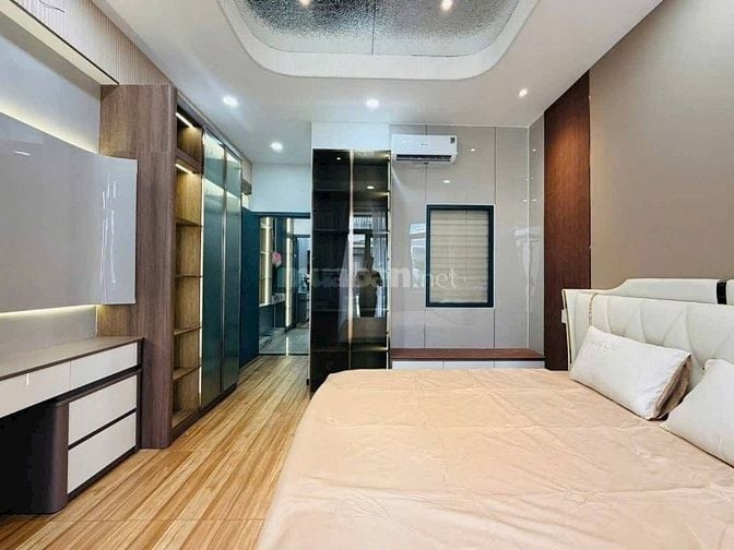 Bán gấp nhà hẻm 6m Tô Hiến Thành - Đang sẳn HĐ thuê 7tr - Giá chỉ 2tỷ7