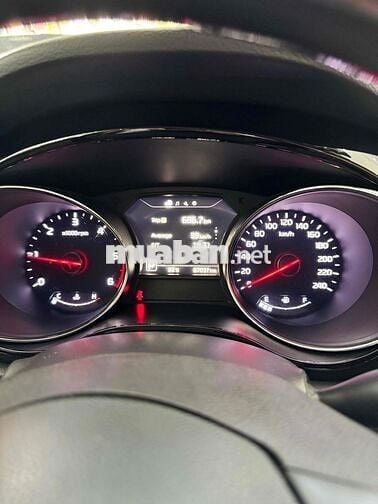 Kia Sedona 2018 2.2 DATH - 90000 km