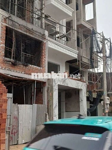 BÁN NHÀ NGAY CHỢ,TR HỌC ĐTKTQ,GẦN AEON TÂN PHÚ