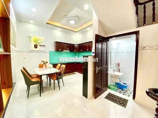 NHÀ ĐẸP QUẬN 12 HẺM 6M XE HƠI SÁT MẶT TIỀN LÊ VĂN KHƯƠNG GIÁ SIÊU RẺ