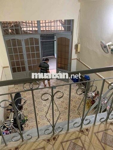 Nhà nguyên căn chính chủ cho thuê