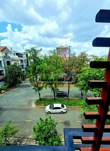 Cho thuê căn hộ nhà riêng 100m2, 2PN, 2NT