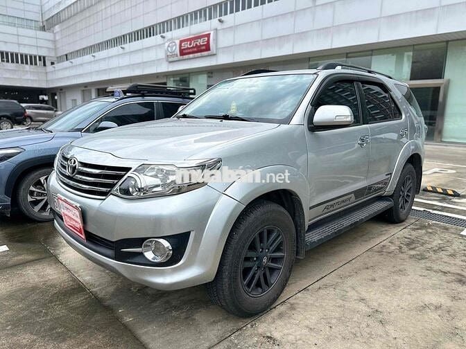 Toyota Fortuner 2016 2.7V 4X2 AT - 7c tự động đẹp