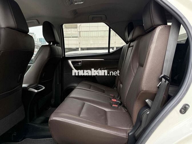 Fortuner 2018 - Xăng - 1 Cầu Cực đẹp - Xe Tại Hãng