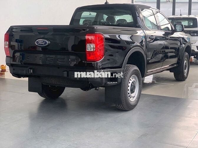 Ford Ranger 4x4 MT 4x4 AT xe sẵn đủ màu giao ngay
