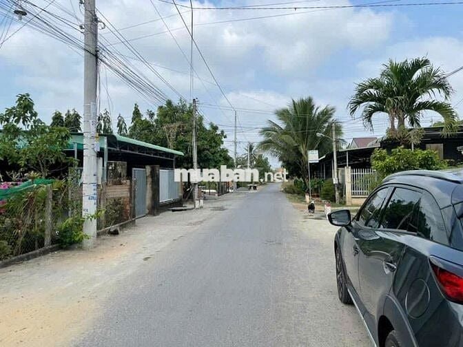 Đất chính chủ cần bán giá 900trieu SHR Ngay Cây Trôm Mỹ Khánh,Thái Mỹ