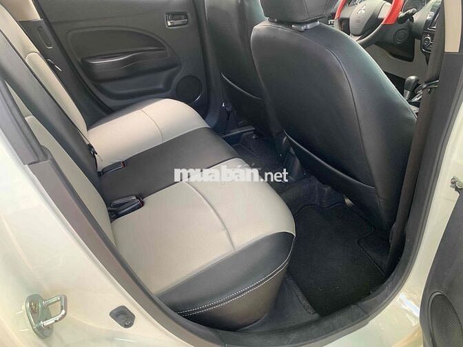 Mitsubishi Mirage 2017 1.2 CVT - 6000 km